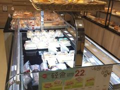 面包甜点陈列柜-85度C(上海兰溪二店)