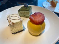 -小天鹅戴斯酒店鲸鲨百汇创作料理