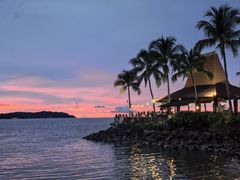 -Sunset Bar(丹绒亚路香格里拉店)