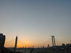 -冰冰龙虾·江湖菜·花园江景餐厅