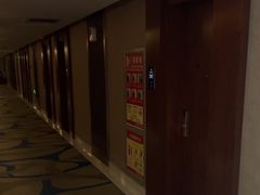 -天水龙城假日酒店(市政府中心广场店)