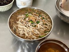 -正宗杨记普洱酸醋米线(总店)
