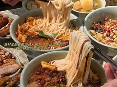 -粉家柳州螺蛳粉(杨宅路店)