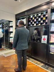 -亨生西服(陕西北路店)