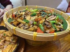 -云海肴·汽锅鸡·云南菜(天津国金汇店)