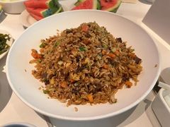 -左庭右院鲜牛肉火锅(金山万达店)
