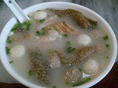 鱼蛋面-明兴正宗潮州五彩鱼蛋粉面(中山六路店)
