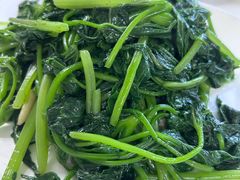 -辉记虾塘海鲜农庄