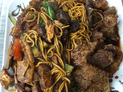 炒六鲜皮肚小排面-一家人面馆(三条巷店)