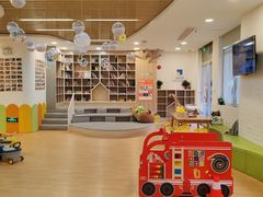 -婴智贝佳蒙特梭利早教托育中心(杨浦店)