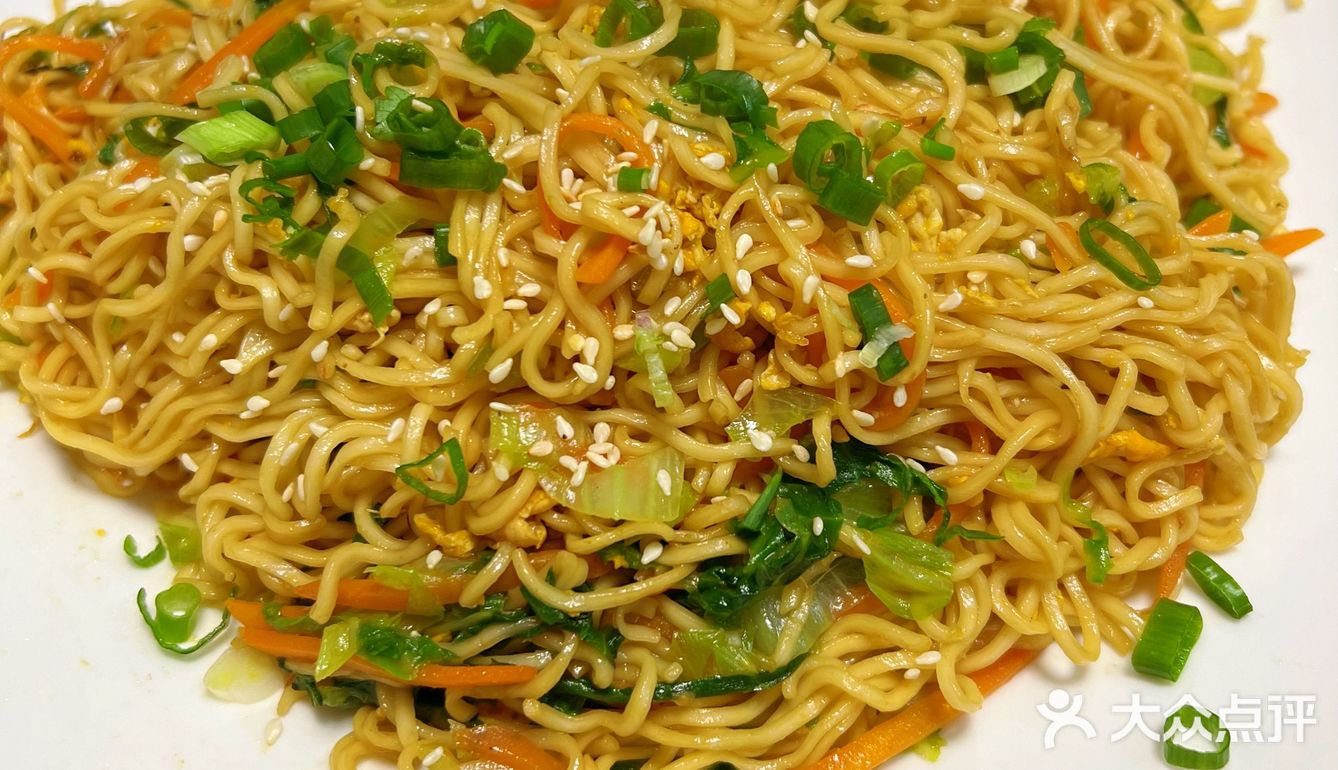 正炒面不会很干，正合我的口味