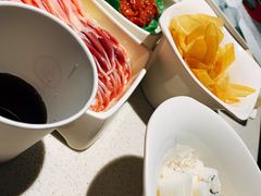 -海底捞火锅鲜切牛肉主题店(长寿路店)