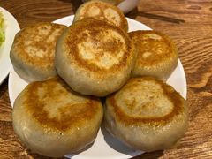 -清真吴记门钉肉饼·喜多利