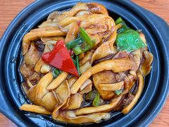 双菇面筋煲-胡子饮食店