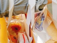-鲍师傅糕点(江苏路店)