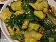 -胡须佬鸡煲四季火锅店(石厦西村直营店)