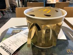 -麦当劳(世界城广场店)
