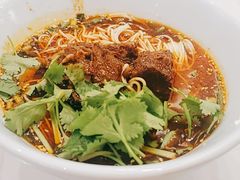 牛肉面-李与白包子铺(桐梓林店)