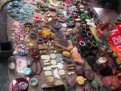 -云洲古玩城(大木桥路店)
