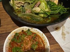 -万记麻辣烫国展总店