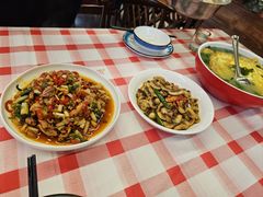-洪霞餐馆·川菜·鲜货现炒(两江春城店)