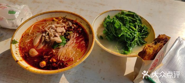 王记老幺肥肠粉招牌肥肠粉图片
