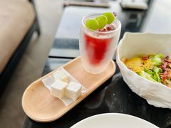 -亚龙湾喜来登·美景台大堂吧