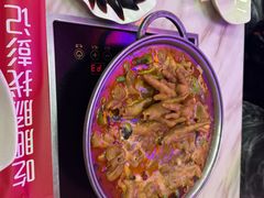 -彭记铁锅肥肠(东四总店)