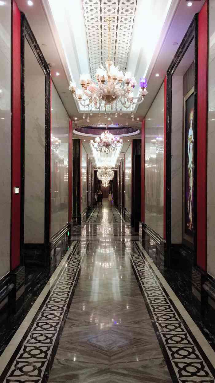 w酒店·经典会所ktv