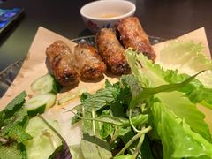 -大头虾越式风味餐厅(光明广场店)