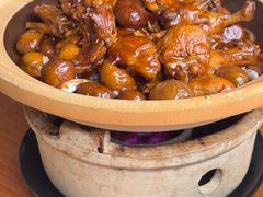 罗田栗子烧仔鸡-莲餐厅·湖北菜·潜江小龙虾店(愚园路店)