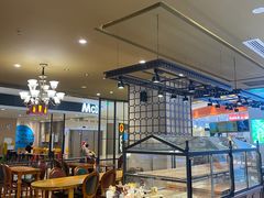 面包甜点陈列柜-红跑车(滨湖银泰店)