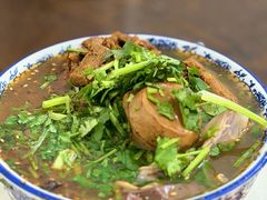 -叶新小吃店(来凤小区总店)