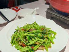 藜蒿腊肉-千百味红餐厅·江西菜(绿地双子塔店)