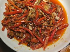 -川流不息·地道川菜·小龙虾(松东路店)