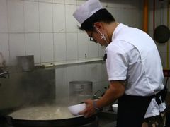 制作葫芦头过程-春发生饭店·非遗(南院门店)