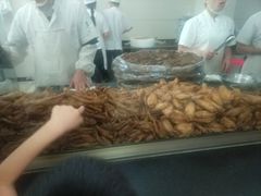 -震九州熟食(凯旋路店)