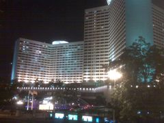 巍峨的大楼-广州花园酒店