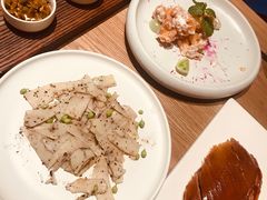 酥不腻烤鸭-小大董·烤鸭(凤凰汇店)