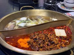 -沸炉重庆老火锅(军事博物馆店)