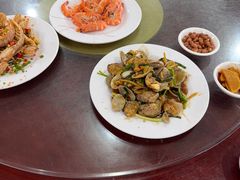 -岛中岛·海鲜大排档·万宁老字号(东澳店)
