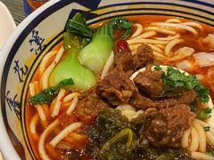 招牌红煨牛腩粉-鑫花溪牛肉米粉(苏州中心店)