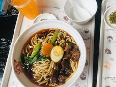 -蓝精灵乐园·世茂精灵之城主题乐园