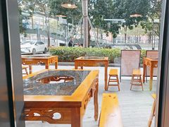 -憨孃孃·重庆老火锅(红山黑金店)