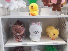-LINE FRIENDS Garosu-gil Flagship Store