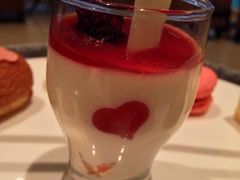 iphone_upload_pic-LONG BAR 廊吧(外滩华尔道夫酒店)