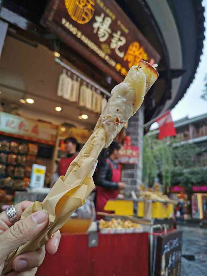 杨记乳扇(复兴路店)-"奶制品重度热爱着,一直听说乳扇的大名,想.