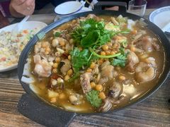 干锅牛蛙-小山寨(天润城店)