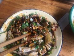 -拈签一笑黄牛肉辣卤串串