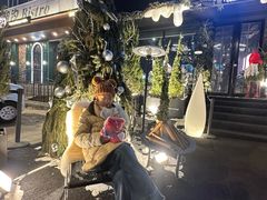 -W COLLECTIVE  DESSERT SHOP